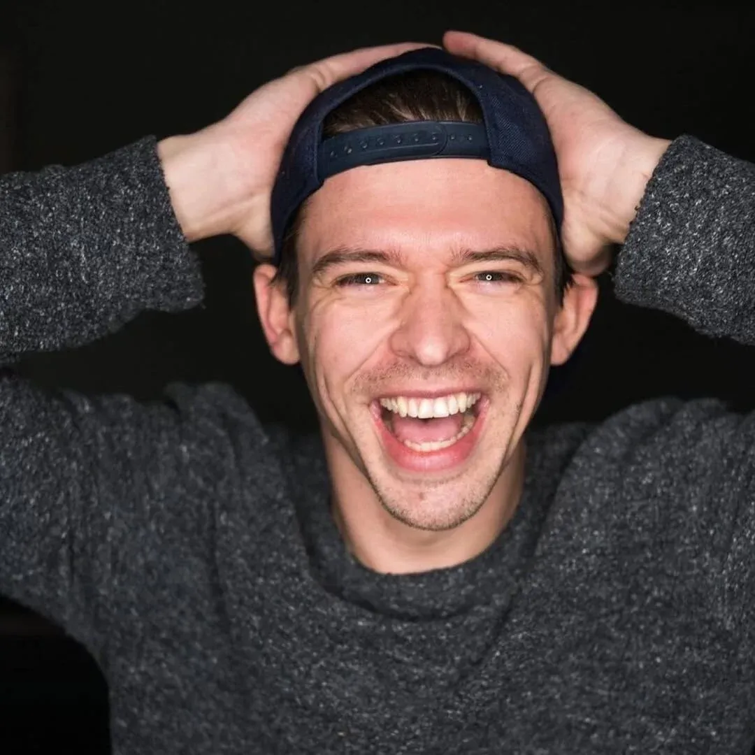 Ep. #049 - From Cedar Point to Six Figure Photography with Ben Hartley