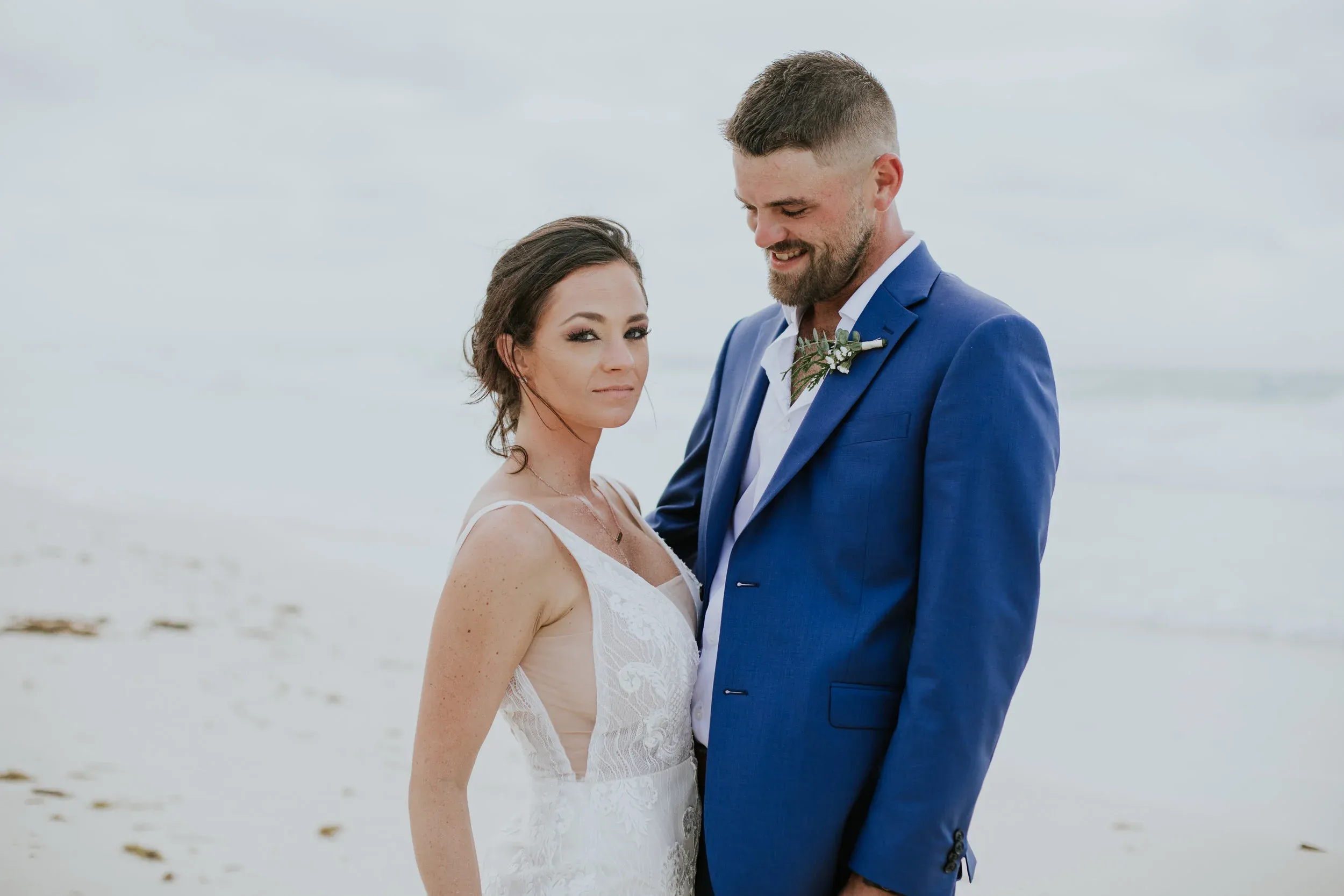 Ep. #085 - Should You Give a Deal to a Couple who Claim Their Photographer Dropped Out?